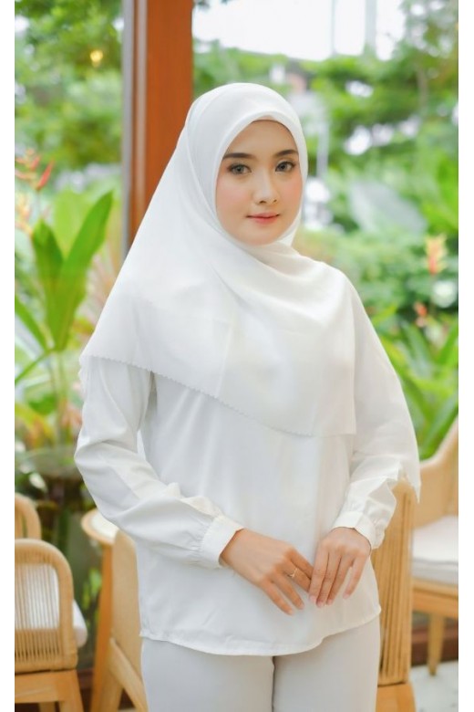 Hijab Segi 4 Double Haikon Lasercut White